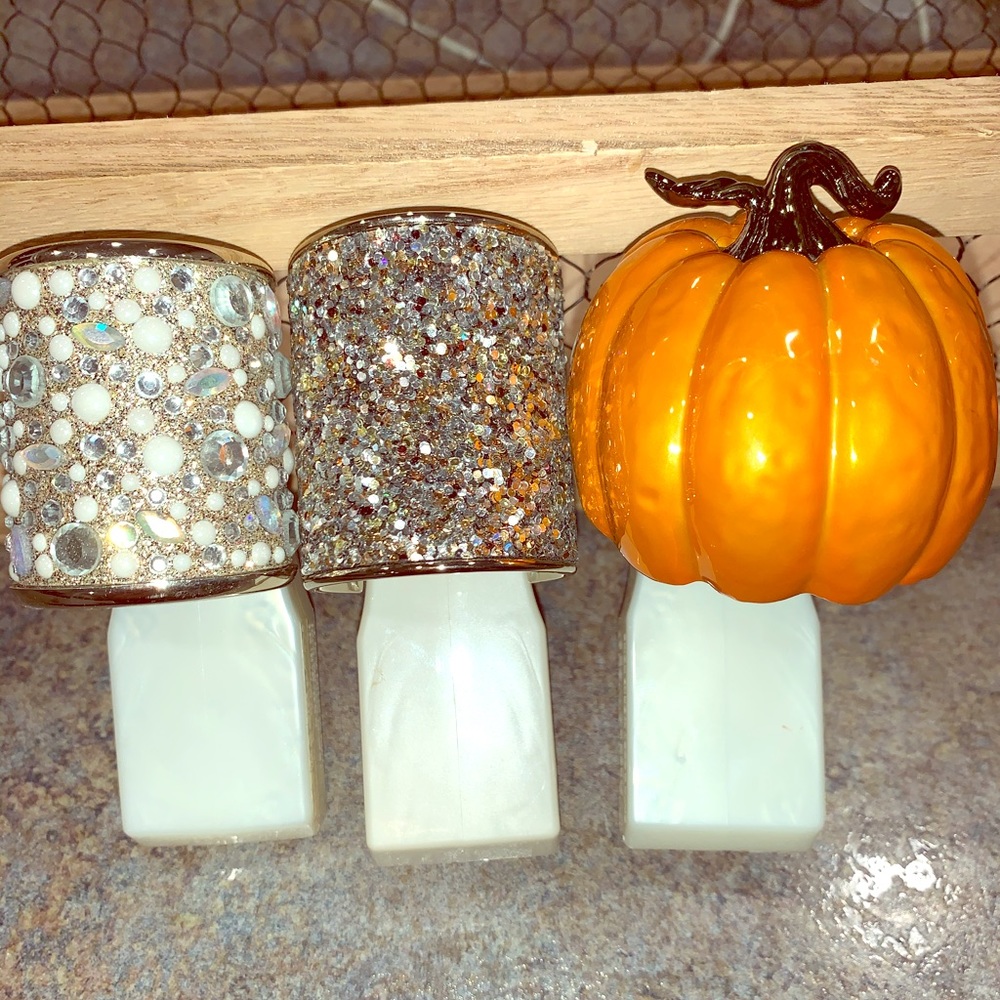 Bath & Body Works White and Orange Decorative Wallflower Plug-In Refill Holders
